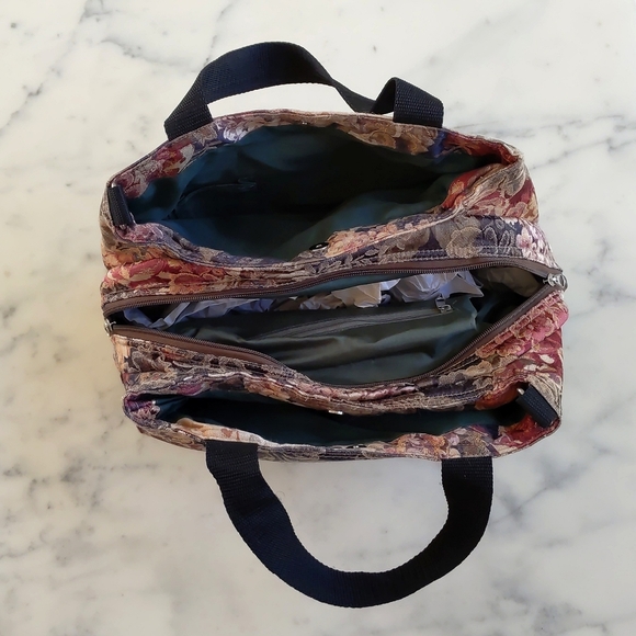 NWOT. Multicolor Floral Fabric Three Layers Shoulder Bag. - Picture 3 of 4